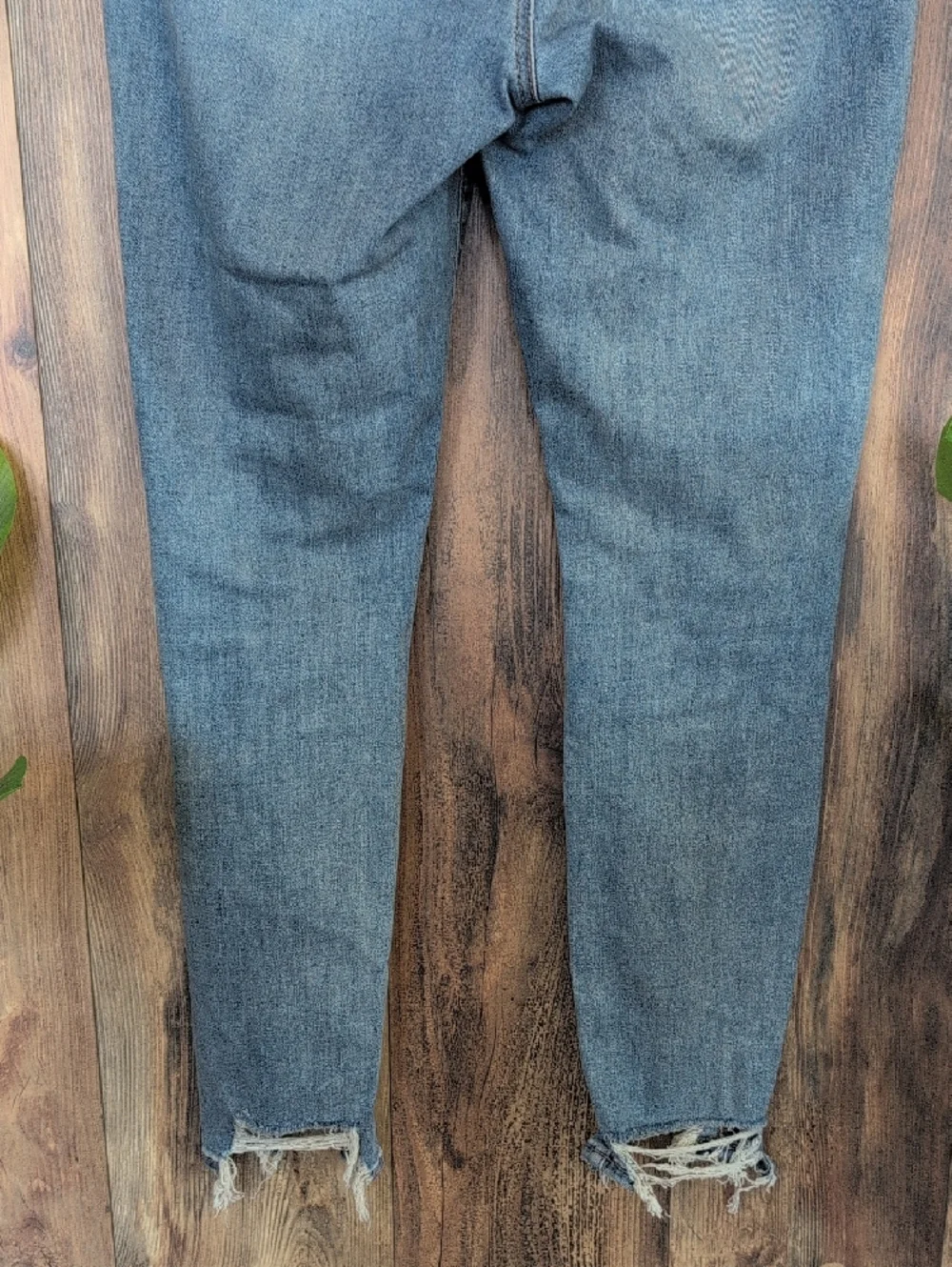 American Eagle Next Level Stretch Hi Rise Jegging Destroyed Jeans 12     F230